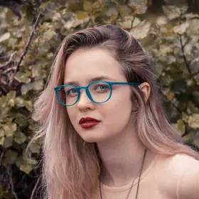 Virtual Girlfriend APK